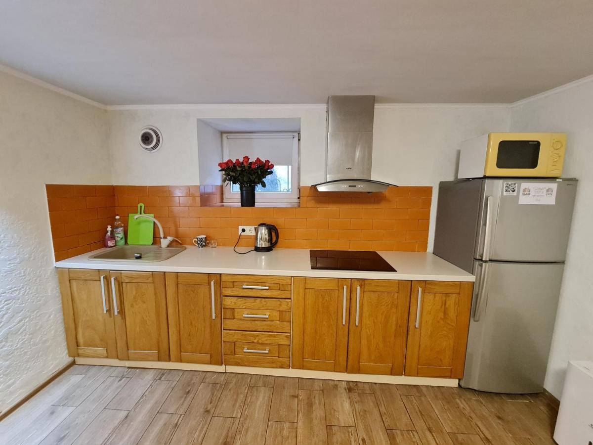Ferienwohnung Студіо На Кoновальця Lemberg Exterior foto