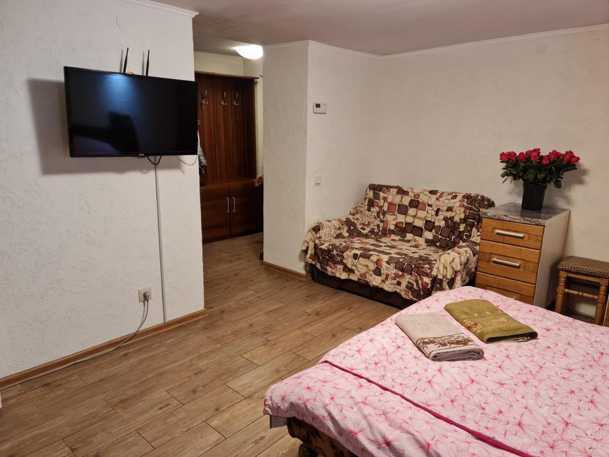 Ferienwohnung Студіо На Кoновальця Lemberg Exterior foto
