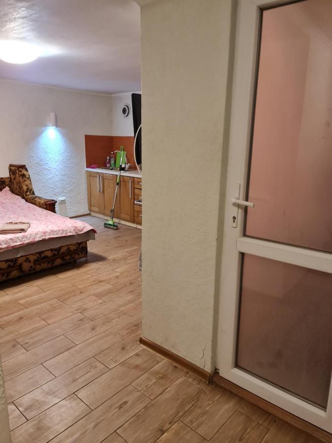 Ferienwohnung Студіо На Кoновальця Lemberg Exterior foto
